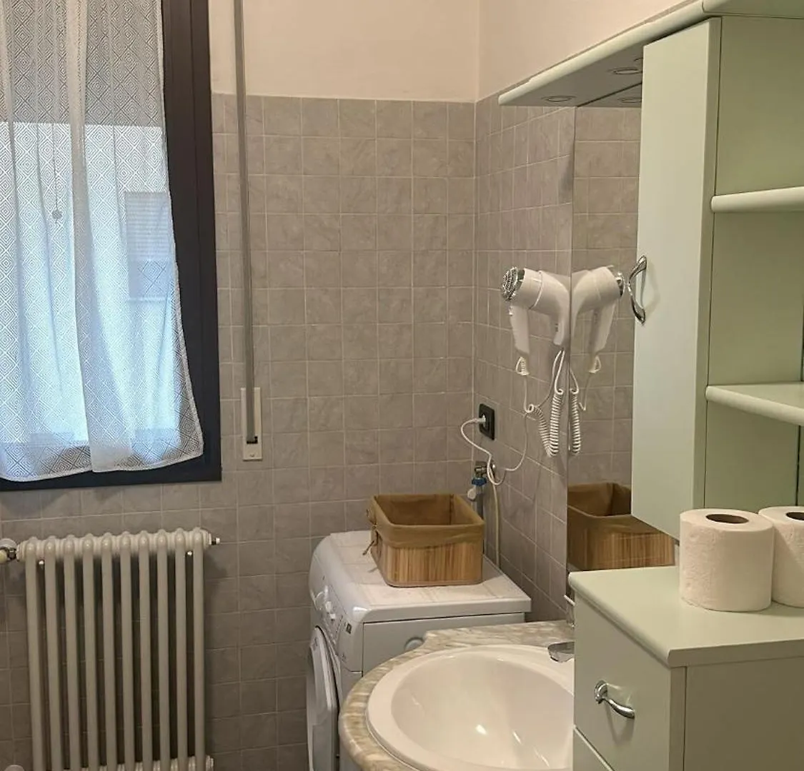 Joli Apartment Parma Italy